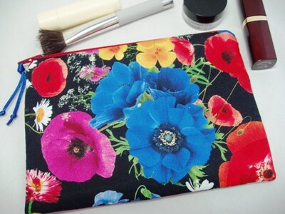 Padded Zipper Cosmetic Jewelry Pouch in Bright Floral Collage Print - image4